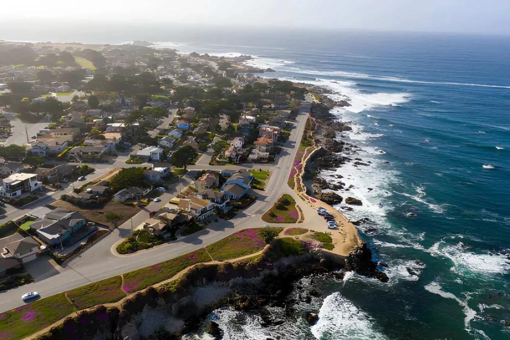 Pacific Grove, California location