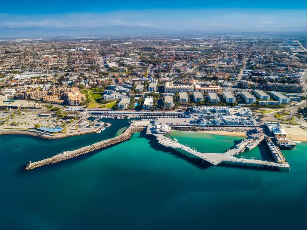 Redondo Beach, California location