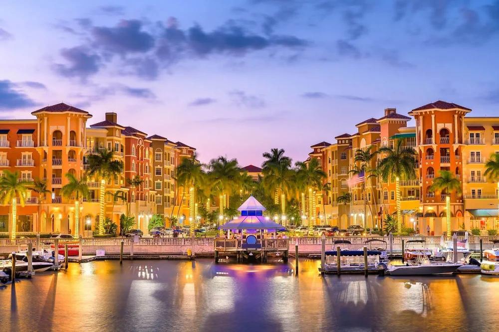 Naples, Florida location