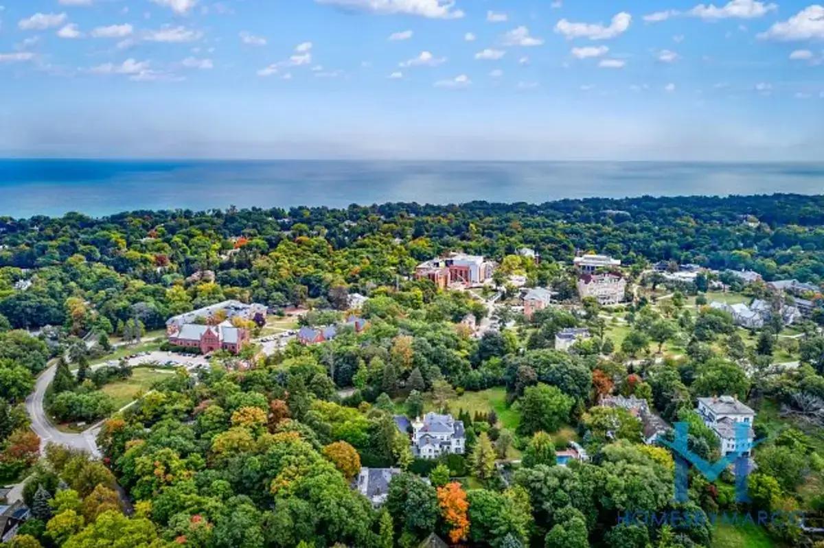 Lake Forest, Illinois location