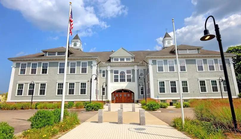 Dedham, Massachusetts location