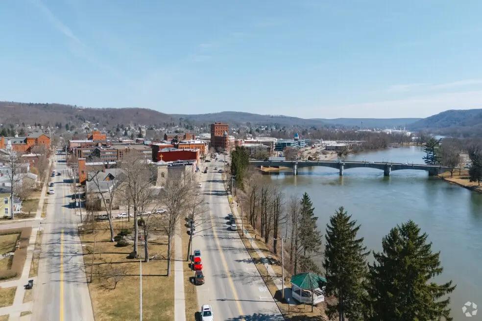 Warren, Pennsylvania location