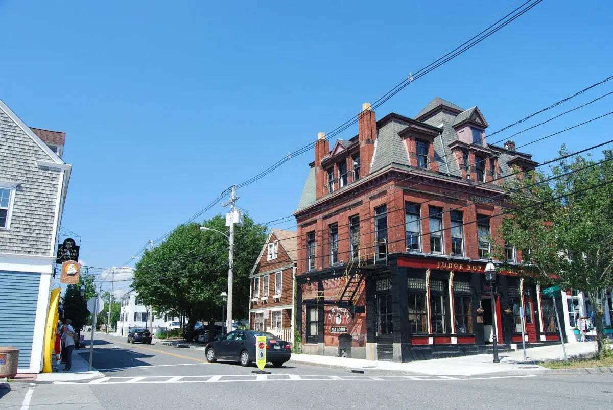 Bristol, Rhode Island location